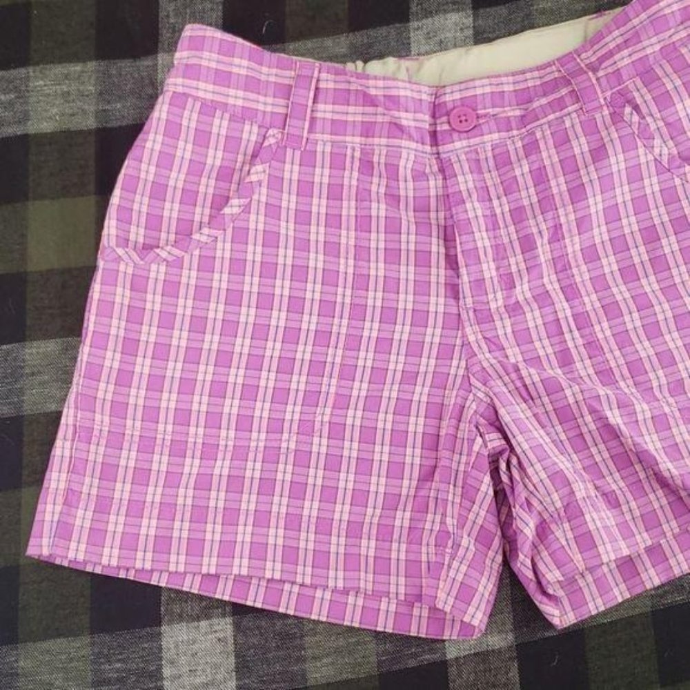 Columbia omni shade plaid purple medium shorts - Picture 2 of 8